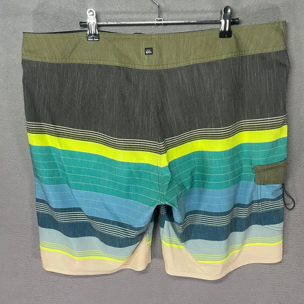 Quiksilver Swell‎ Vision Vee 20 Board Shorts Mens 36 Stripe EQYBS03630